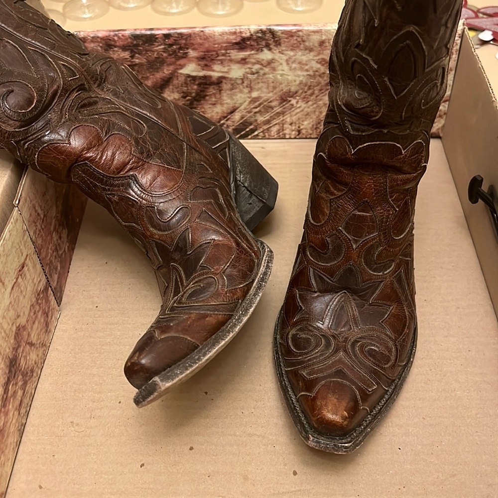 Beautiful Old Gringo leather boots